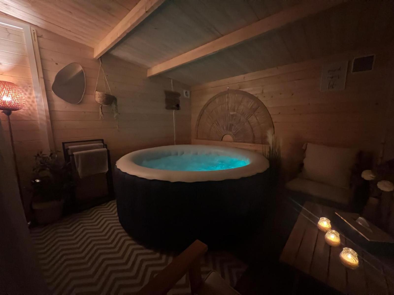Escale Cosy A Pontoise Jacuzzi Et Terrasse Leilighet Eksteriør bilde